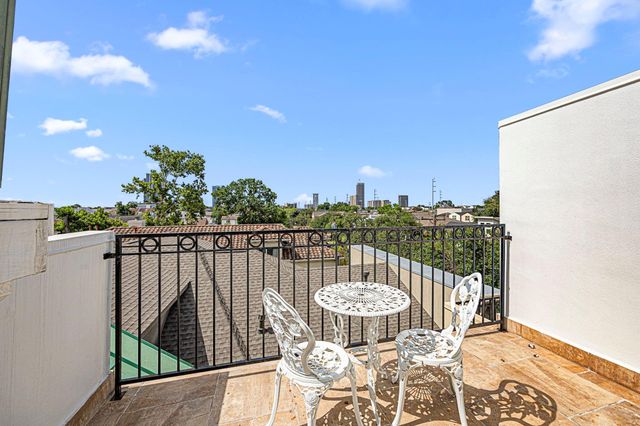 1926 Indiana Street, Houston, TX 77019