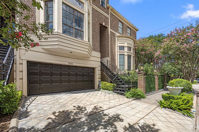 1926 Indiana Street, Houston, TX 77019