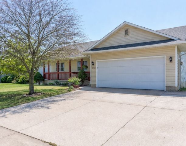 2716 River Ridge Road, Des Moines, IA 50320