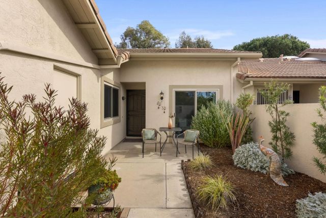 17909 Avenida Alozdra, San Diego, CA 92128