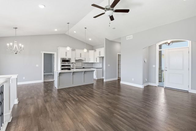1021 W Ledgestone, Andover, KS 67002