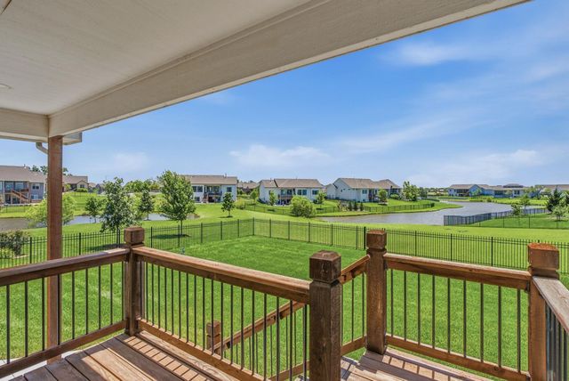 1021 W Ledgestone, Andover, KS 67002