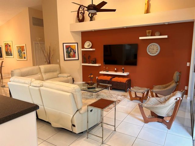 8884 Shoal Creek Lane, Boynton Beach, FL 33472