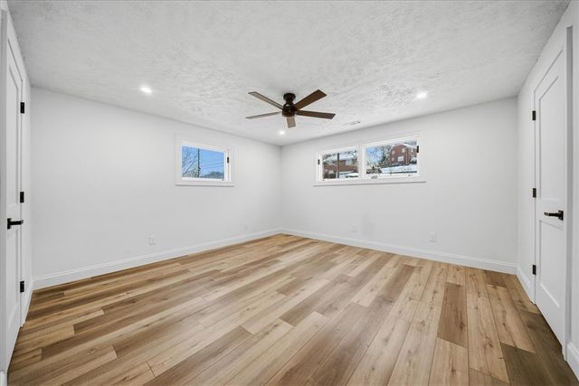 85 Marwood Dr, Upper St Clair, PA 15241