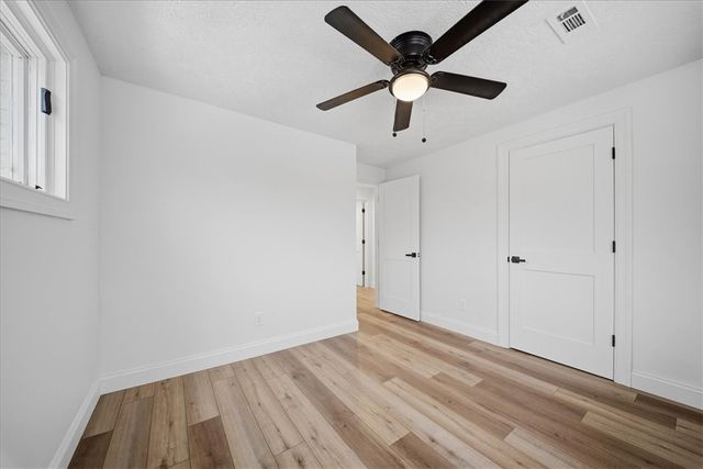 85 Marwood Dr, Upper St Clair, PA 15241