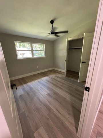 1212 Chris Drive, Benton, AR 72015