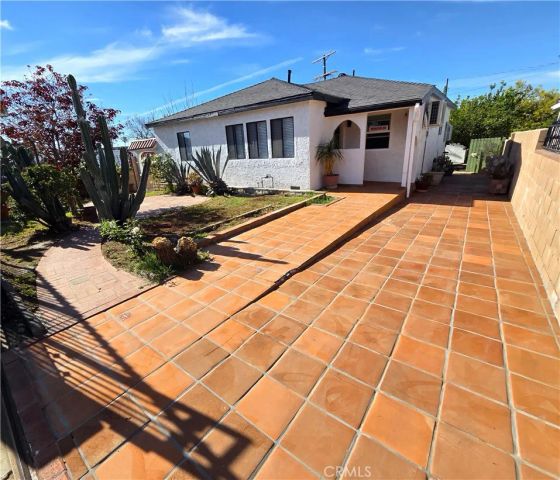 13567 Eldridge, Sylmar, CA 91342