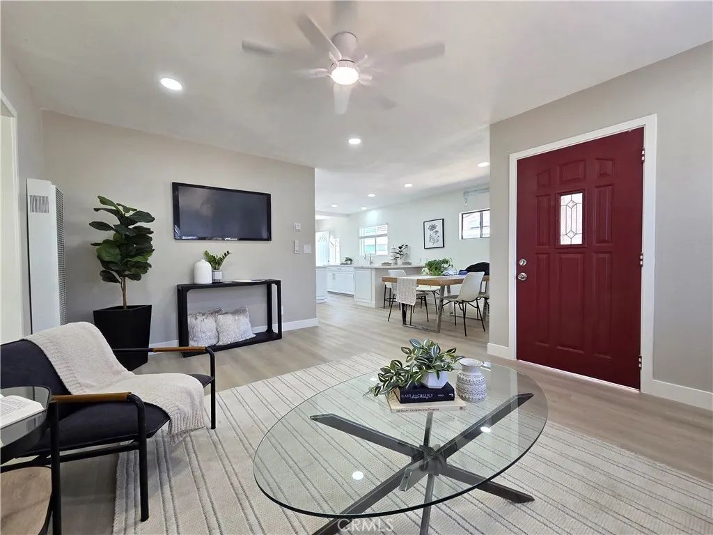 13567 Eldridge, Sylmar, CA 91342