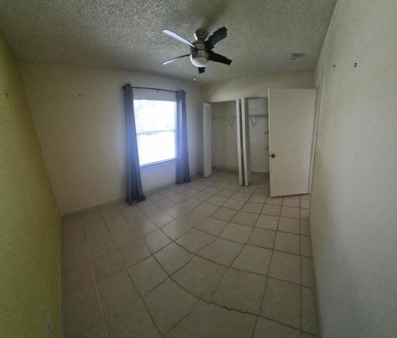 7306 NW 1st Manor NW, Plantation, FL 33317