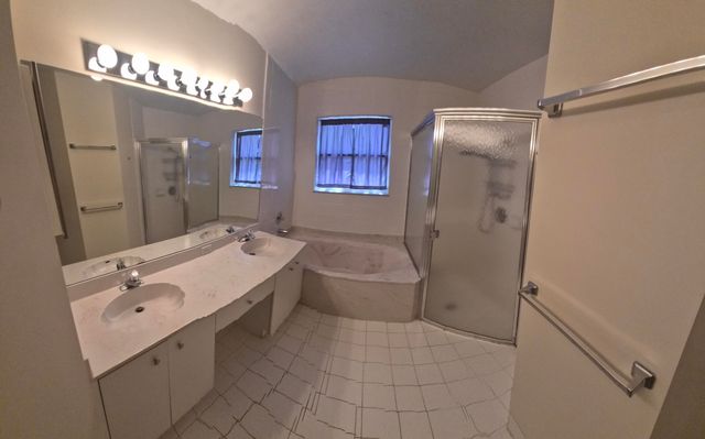7306 NW 1st Manor NW, Plantation, FL 33317