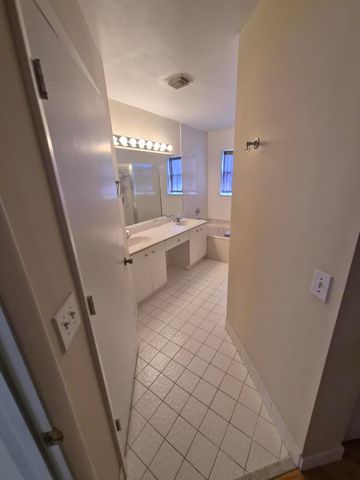 7306 NW 1st Manor NW, Plantation, FL 33317