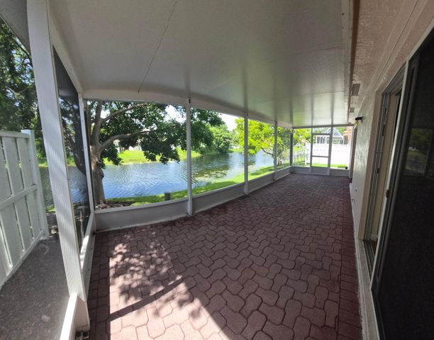 7306 NW 1st Manor NW, Plantation, FL 33317