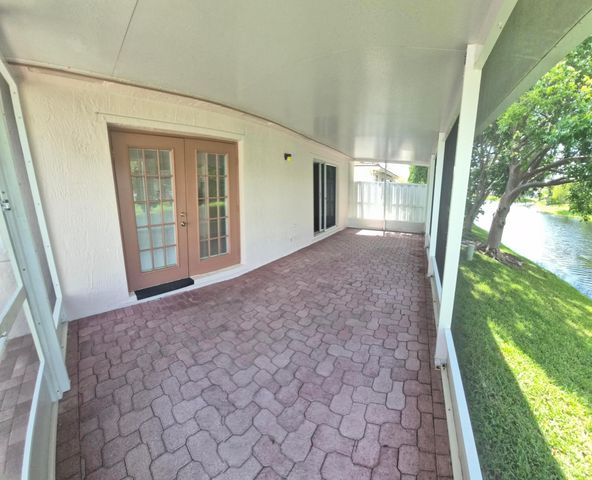 7306 NW 1st Manor NW, Plantation, FL 33317