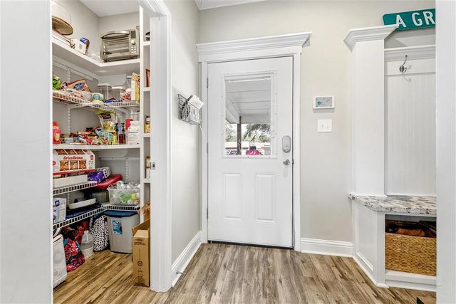 1913 Sikes Avenue, Westlake, LA 70669