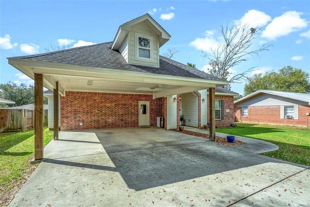 1913 Sikes Avenue, Westlake, LA 70669
