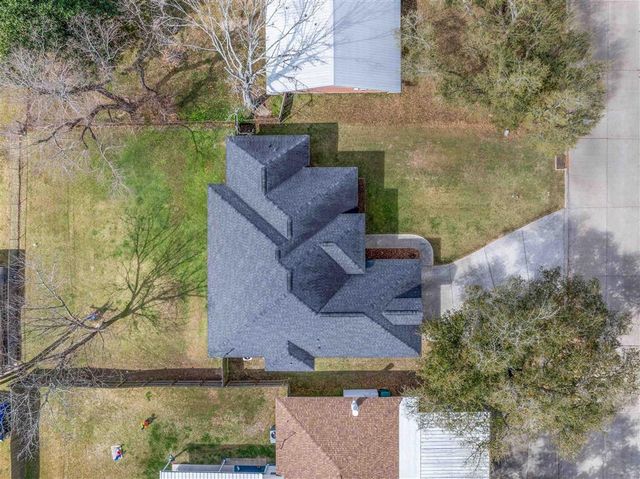 1913 Sikes Avenue, Westlake, LA 70669