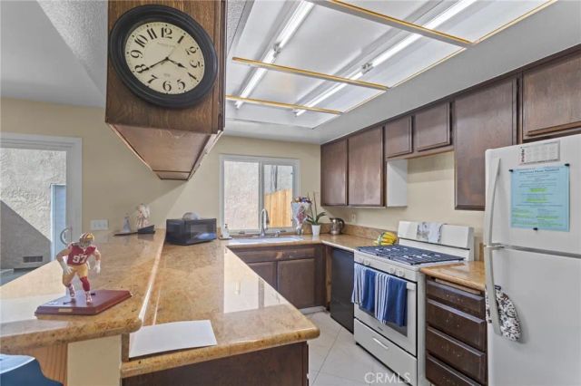 9141 Westminster, Garden Grove, CA 92844