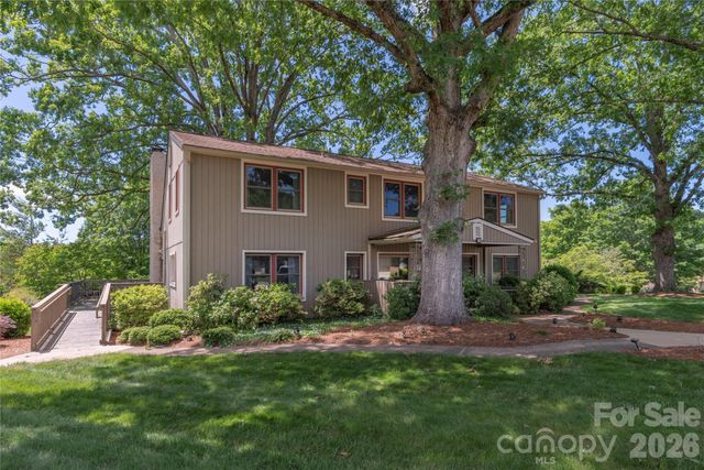 111 Clubwood Court, Asheville, NC 28803