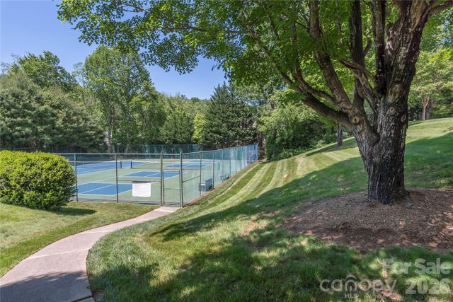 111 Clubwood Court, Asheville, NC 28803