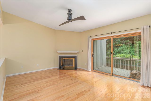 111 Clubwood Court, Asheville, NC 28803