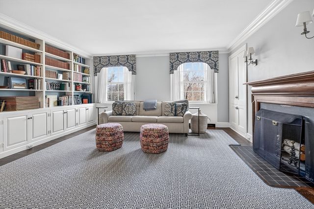 172 Beacon St 3, Boston, MA 02116