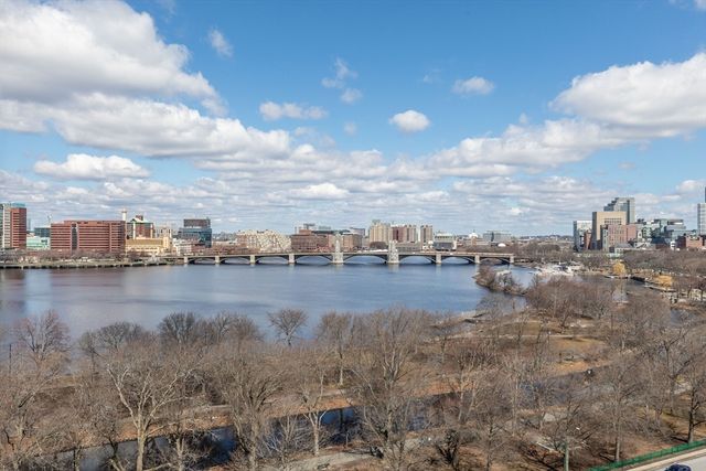 172 Beacon St 3, Boston, MA 02116