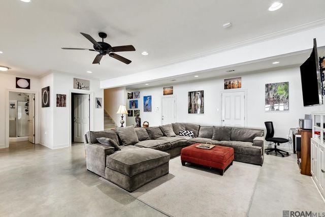 336 Bayou Tranquille Rd, Pierre Part, LA 70339