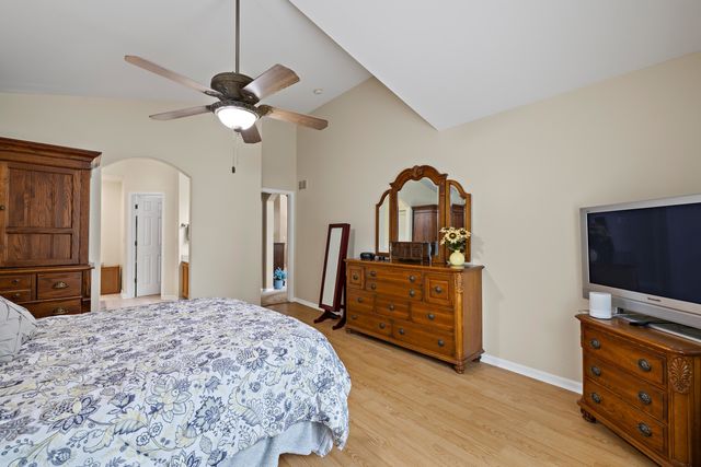 3912 Boone Creek Circle, Mchenry, IL 60050