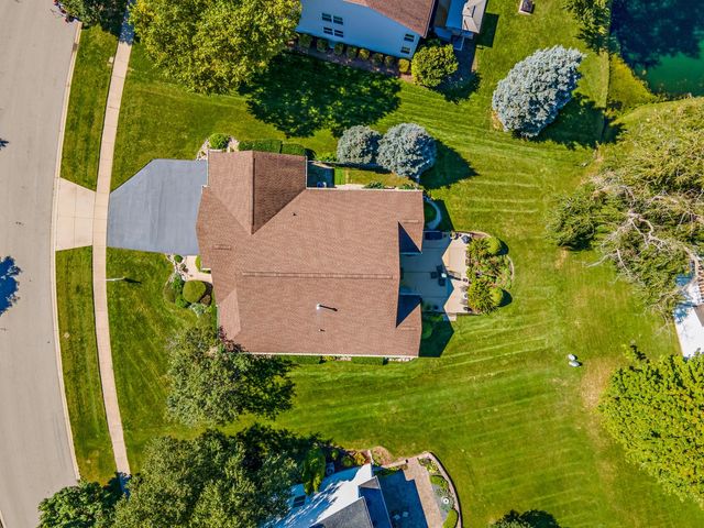 3912 Boone Creek Circle, Mchenry, IL 60050
