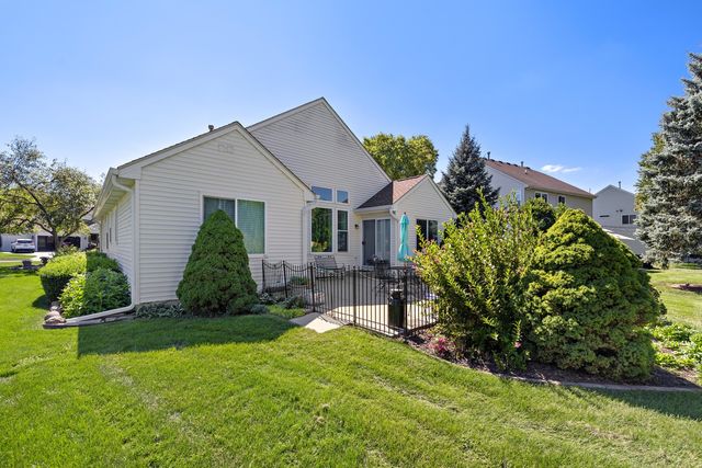 3912 Boone Creek Circle, Mchenry, IL 60050