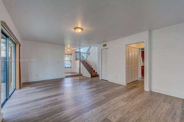 1960 Bayberry Dr 1960, Pembroke Pines, FL 33024