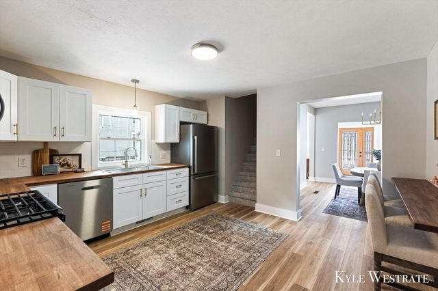 10227 S Norris Road, Delton, MI 49046