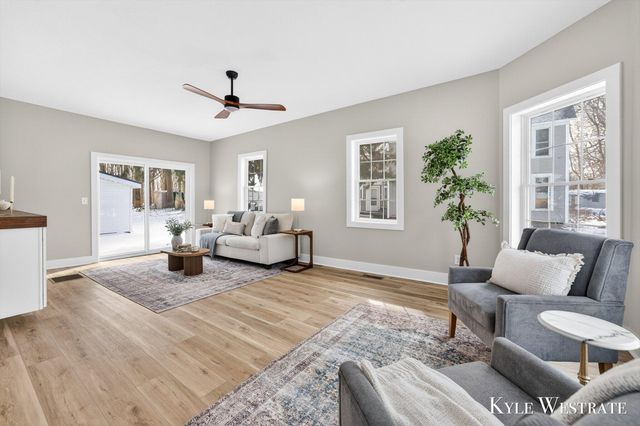 10227 S Norris Road, Delton, MI 49046