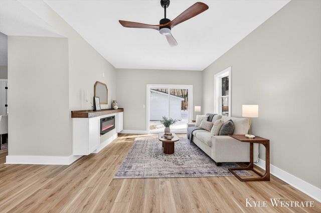 10227 S Norris Road, Delton, MI 49046