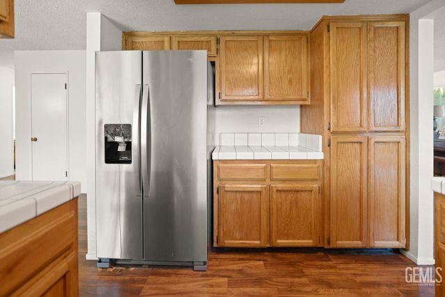 5200 Silver Crossing Street, Bakersfield, CA 93313