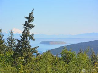 9999 NKA Chelsamish Drive, Sequim, WA 98382