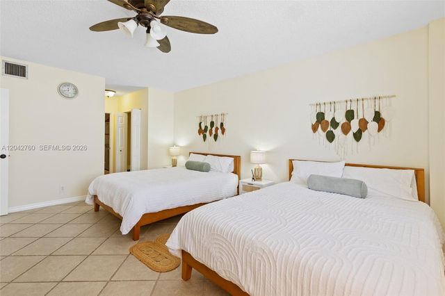 3725 S Ocean Drive 921, Hollywood, FL 33019