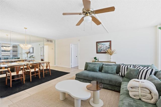 3725 S Ocean Drive 921, Hollywood, FL 33019