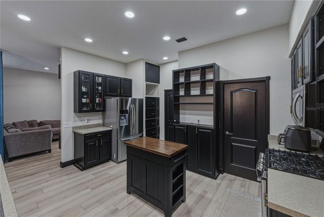 1808 TANGLEDVINE DRIVE, Wesley Chapel, FL 33543