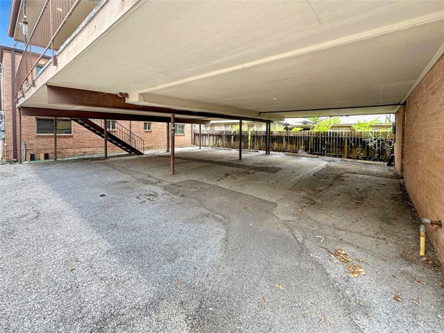 1520 Yale Street 16, Houston, TX 77008