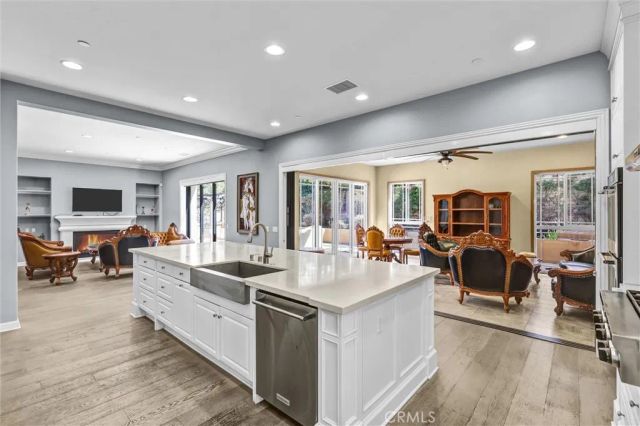 19 Dahlia, Lake Forest, CA 92630