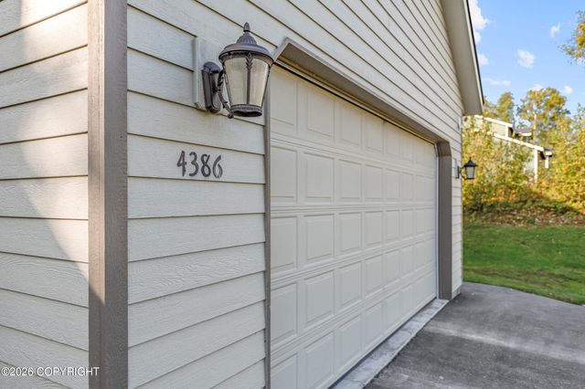 4386 E Kilo Drive, Wasilla, AK 99654