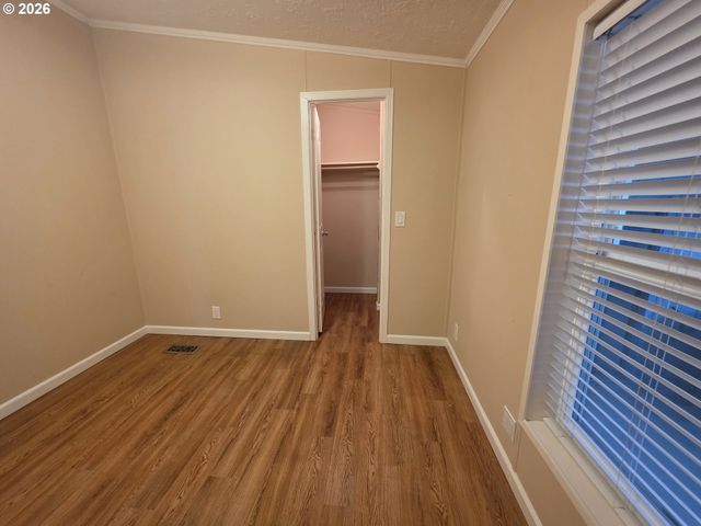 1301 SETTLERS Loop, Forest Grove, OR 97116