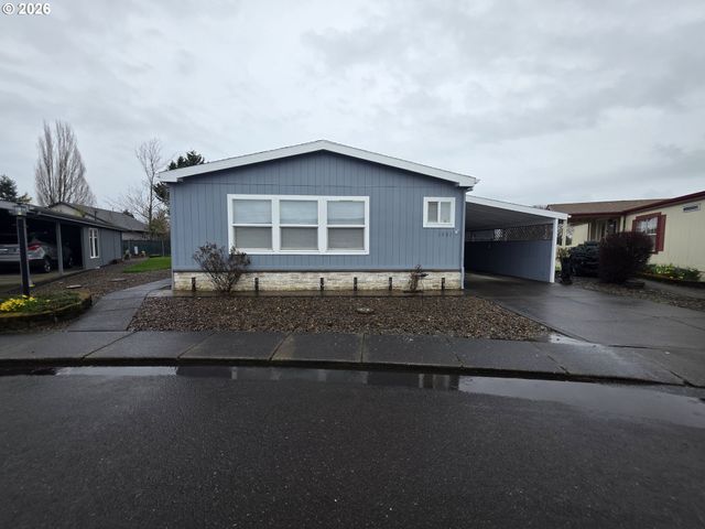 1301 SETTLERS Loop, Forest Grove, OR 97116