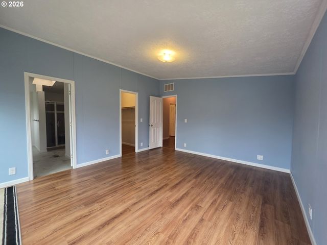 1301 SETTLERS Loop, Forest Grove, OR 97116
