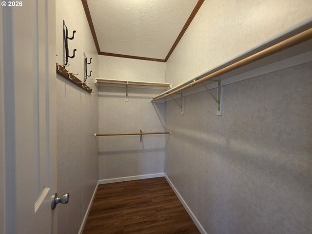 1301 SETTLERS Loop, Forest Grove, OR 97116
