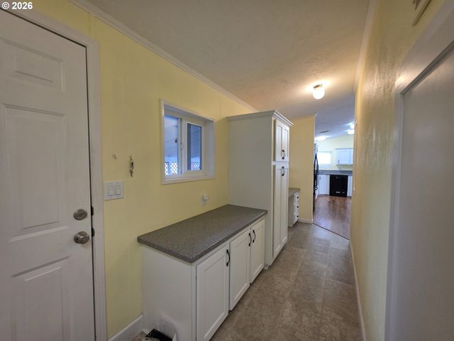 1301 SETTLERS Loop, Forest Grove, OR 97116