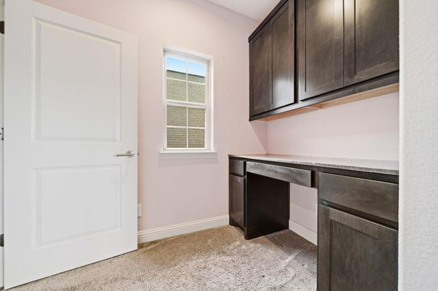 5735 Genoa Springs Lane, Sugar Land, TX 77479