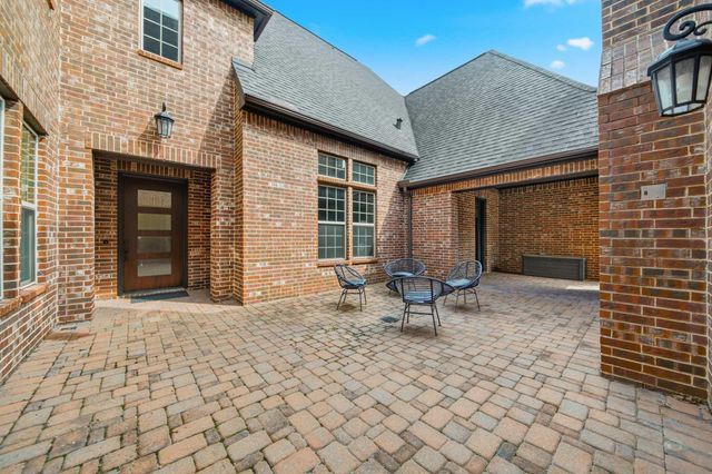 5735 Genoa Springs Lane, Sugar Land, TX 77479