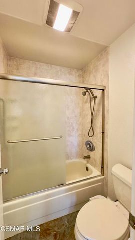 688 Indian Oak Lane 107, Oak Park, CA 91377